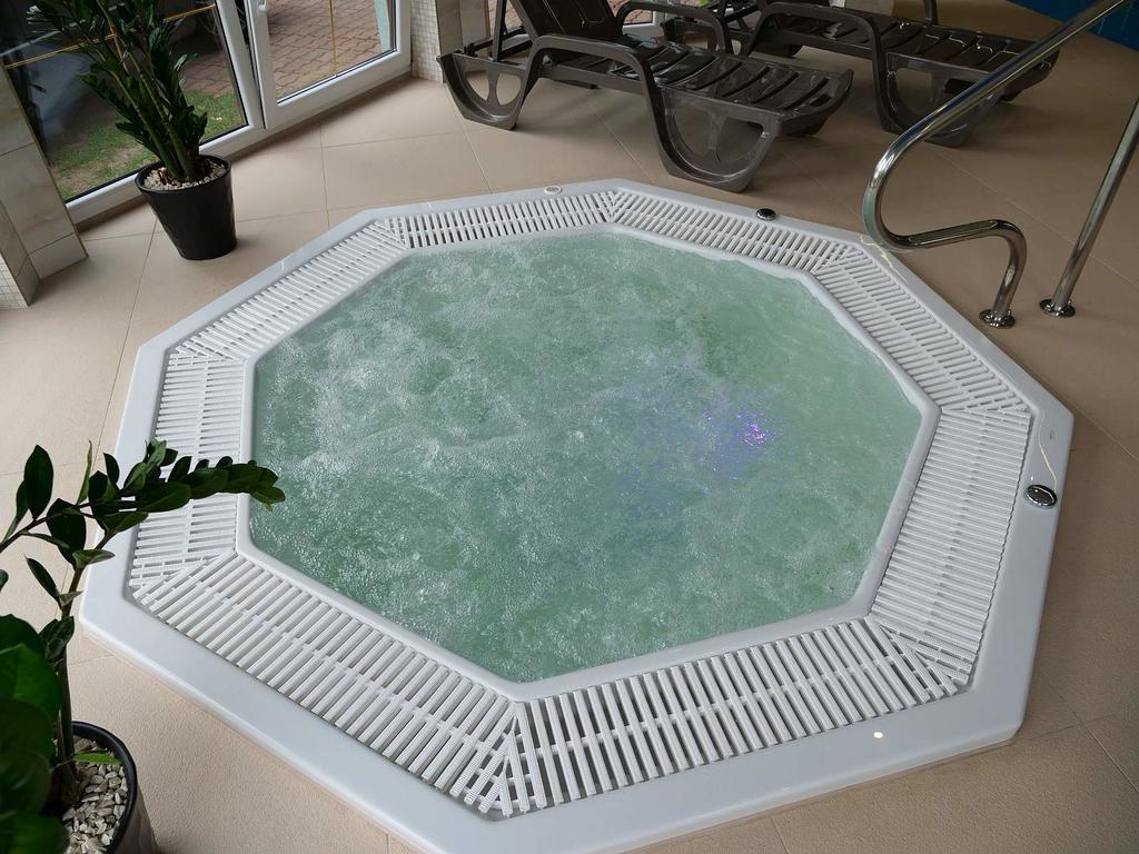 Pensjonat SPA u Tomasza Niechorze Bagian luar foto